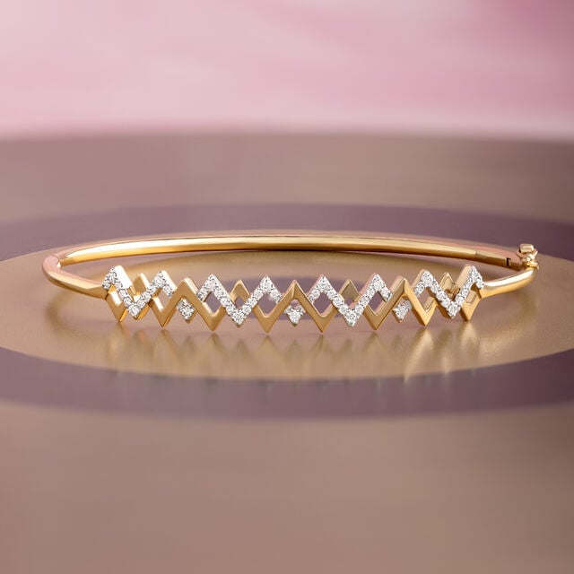 Rhythmic Twist Gold & Diamond Bangle,,hi-res image number null