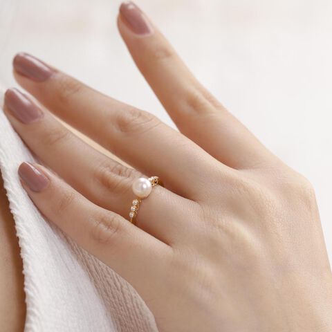 Luna Embrace Diamond Ring