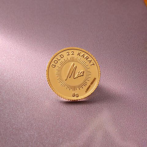8 GM 22 Karat Stunning Lotus Gold  Coin