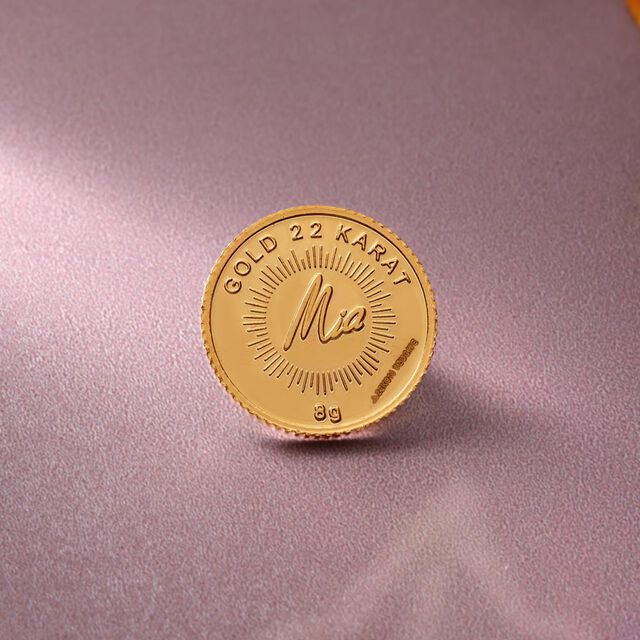 8 GM 22 Karat Stunning Lotus Gold  Coin,,hi-res image number null