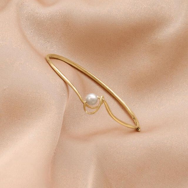 Aura Knot Pearl Bangle,,hi-res image number null
