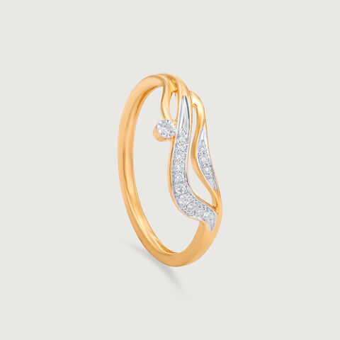 Serene Wave Diamond Ring