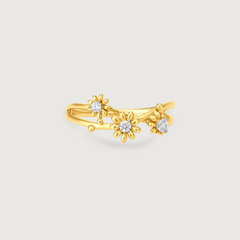 Dewdrop Daisy Diamond Ring