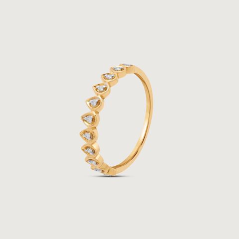 Petal Arc Diamond Ring