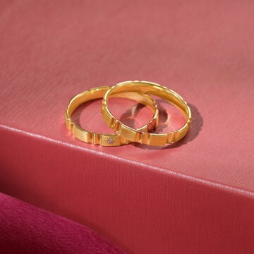 Togetherness Band 18KT Gold & Diamond Couple Ring-Single Piece