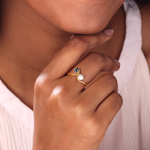Swirl Spark Pearl & Gold Ring,,hi-res image number null