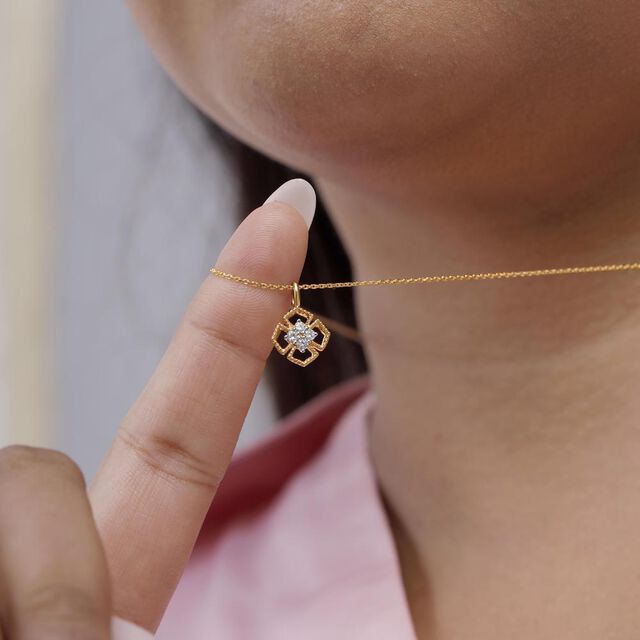 Bloom Crest Diamond Necklace,,hi-res image number null