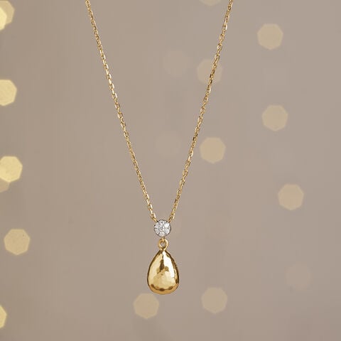 Luminous Textured Diamond Drop Necklace
