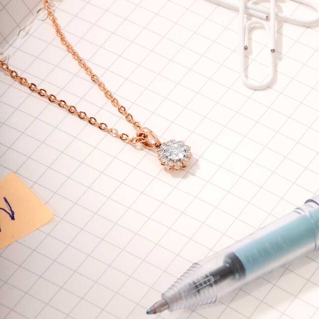 Flicker Chic Diamond Pendant,,hi-res image number null