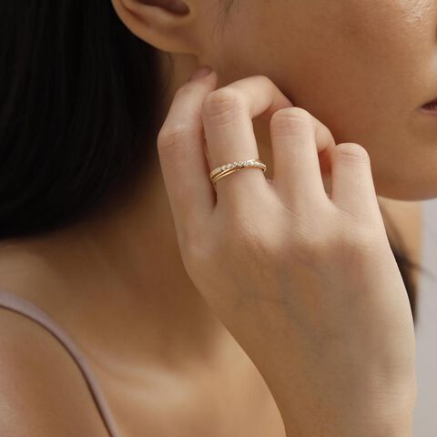 Luminous Arc Diamond Ring
