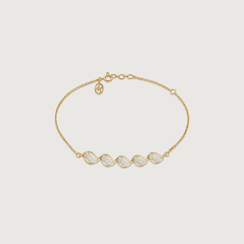 Fluid Flame Diamond Bracelet