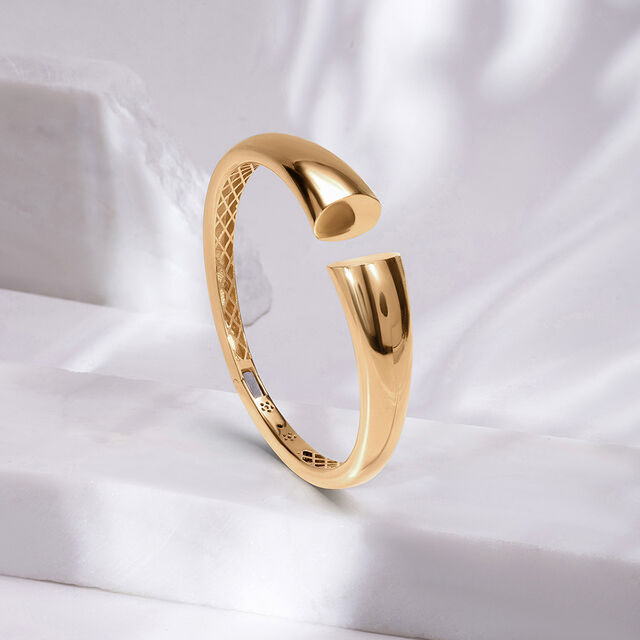 Contemporary Chic 18KT Gold Bangle,,hi-res image number null