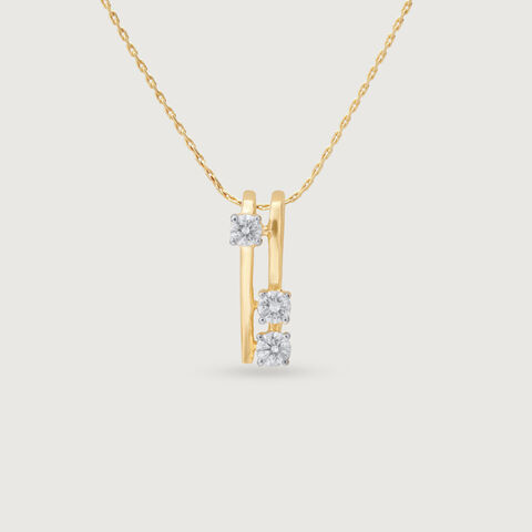 Chic Ladder Diamond Pendant