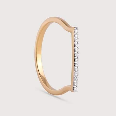 Classic Sleek Gold & Diamond Ring