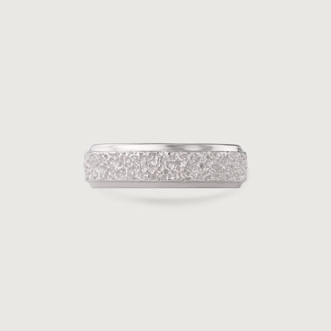 Rugged Gleam Silver Ring