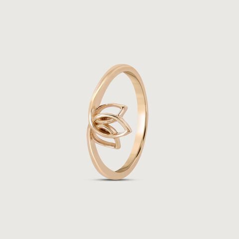 Serene Bloom Gold Ring