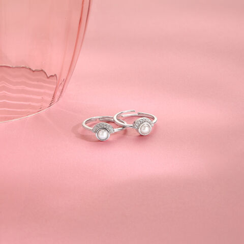 Elegant Halo Silver Toe Ring