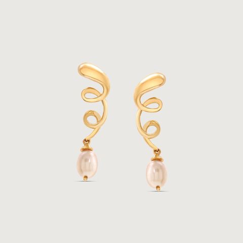 Vibe Curl Pearl Earrings