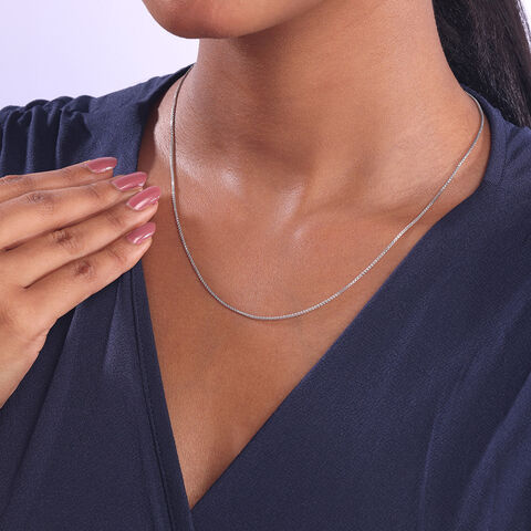 Chic Gleam Silver Chain