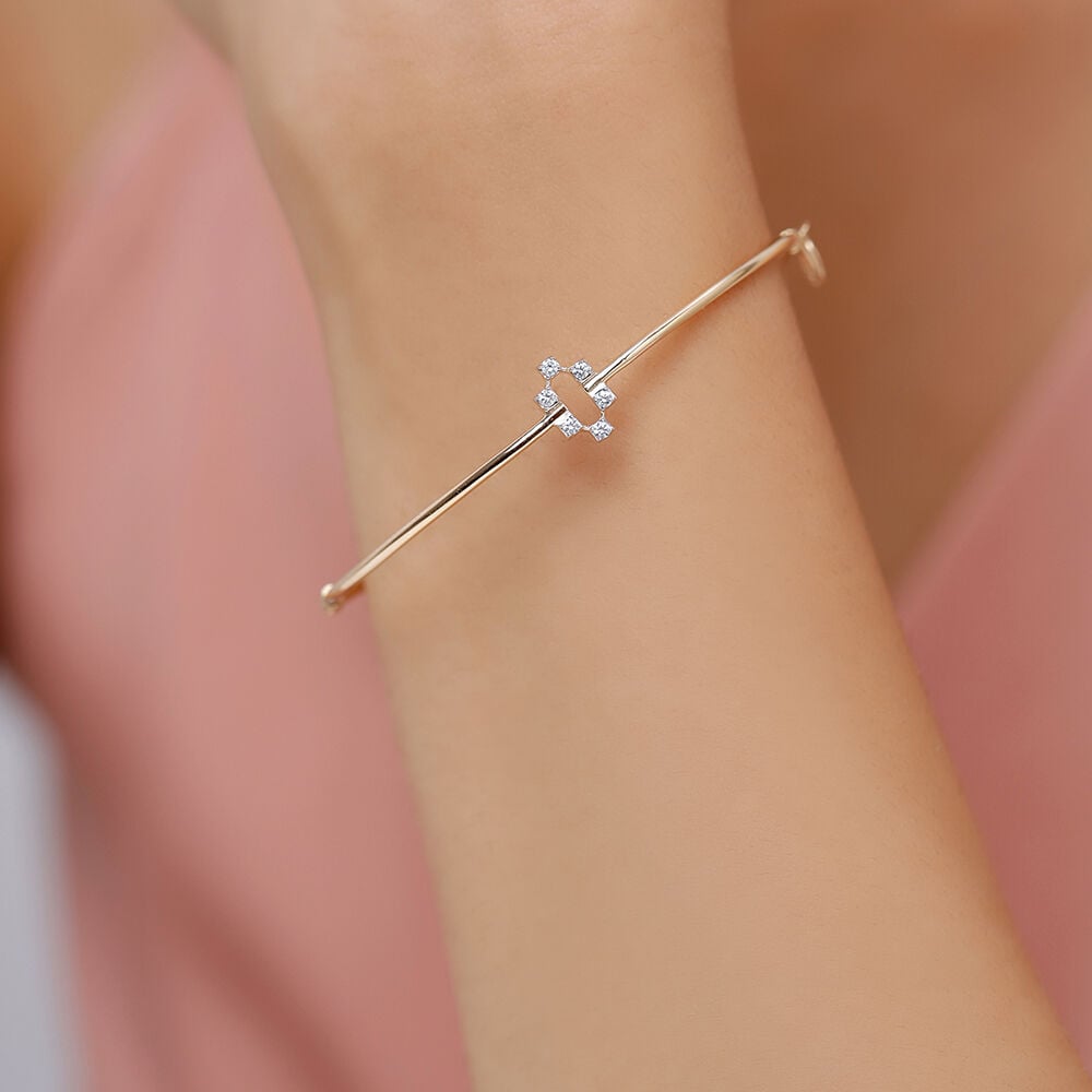 Buy 14KT Yellow Gold Radiant Reflections Diamond Bangle Online Mia by Tanishq