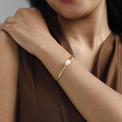 Modern Knot Pearl Bangle