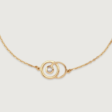 Modern Muse Pearl Bracelet