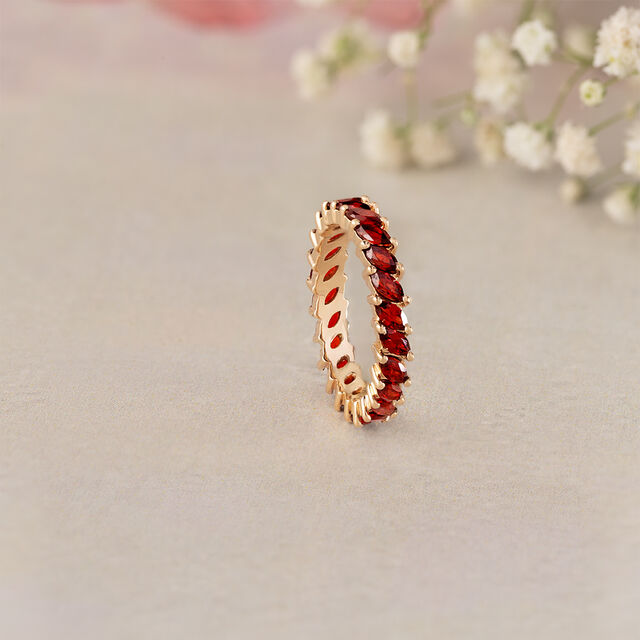 Sophisticated Red Garnet & Gold Finger Ring,,hi-res image number null