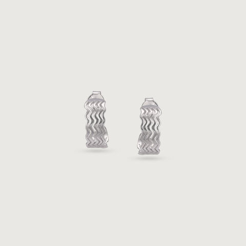 Wavy Chic Silver Earrings