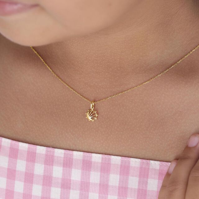 Dawn Hug Gold Pendant,,hi-res image number null