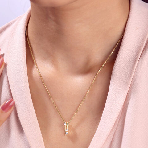 Chic Ladder Diamond Pendant