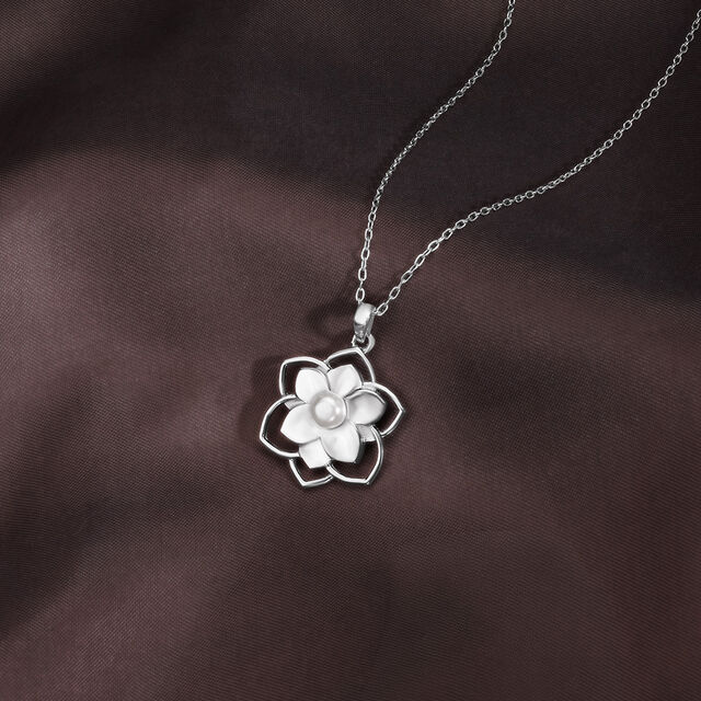 Elegant Bloom Silver Necklace,,hi-res image number null
