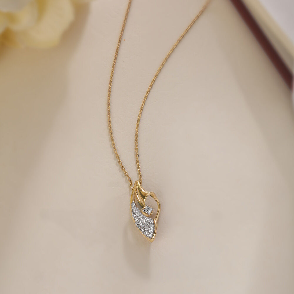 Buy Golden Embrace 14 Kt Gold Diamond Pendant with Chain Online Mia by Tanishq