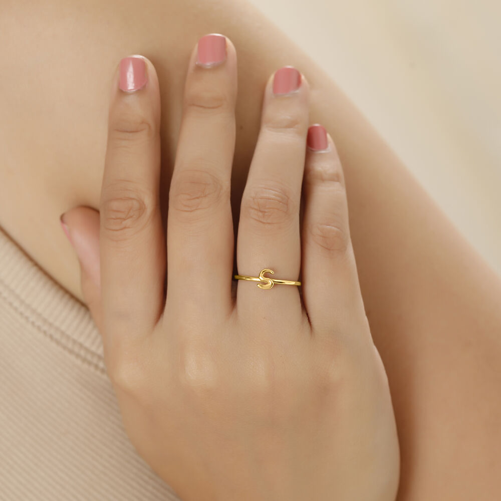 Buy Letter S 14KT Yellow Gold Initial Ring Online Mia by Tanishq