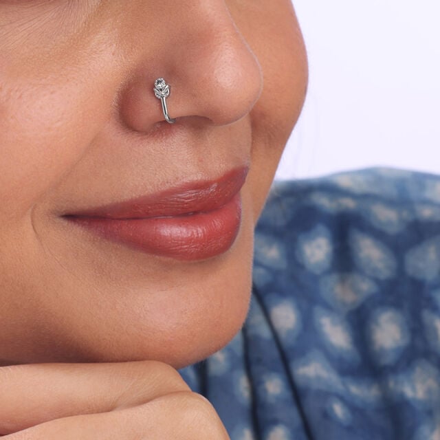 Lovely Bloom Silver Nose Pin,,hi-res image number null