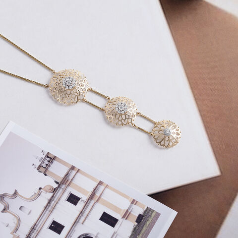 Crochet Wander Gold and Diamond Necklace