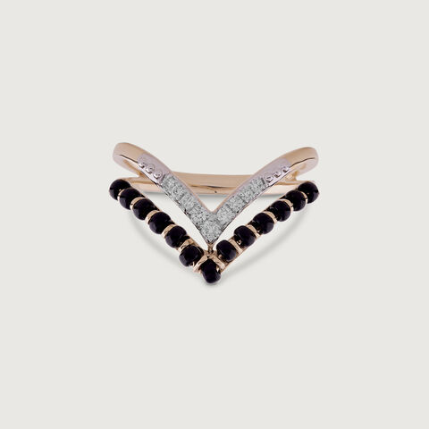 Chevron Onyx Gold & Diamond Finger Ring