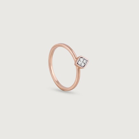Vintage Glam Gold & Diamond Ring