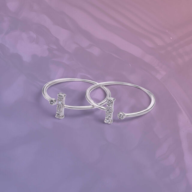 Sleek Radiance Silver Toe Ring,,hi-res image number null