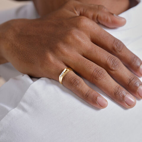 Sculpted Asymmetric Diamond Ring