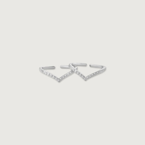Sleek Edge Silver Toe Rings