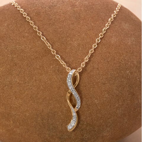 Fluid Twisted Diamond Pendant