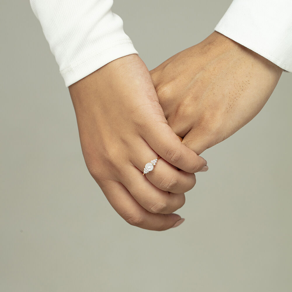Vow engagement rings outlet