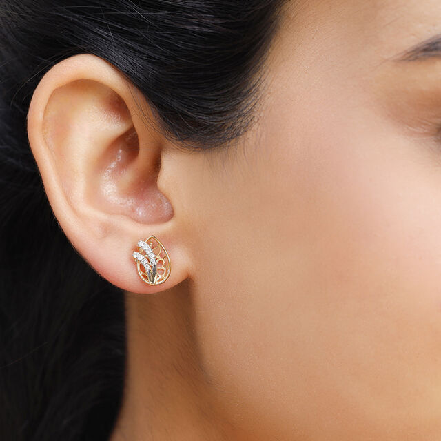 14KT Yellow Gold Dazzling Leaf with Curves Diamond Stud Earring,,hi-res view 1