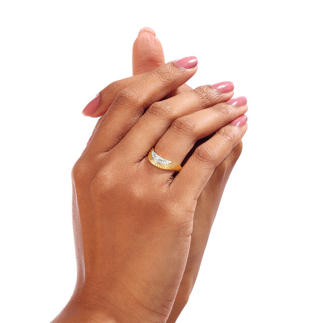 Suncrest Arc Diamond Ring,,hi-res image number null