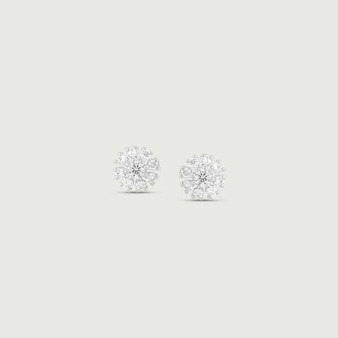 Dainty Bloom Diamond Nose Pin