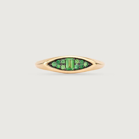 Sculpted Distinct Tsavorite Gold Ring
