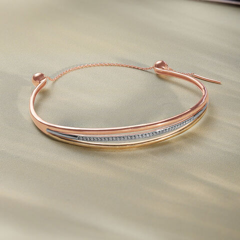 Sleek Twinkling Diamond Bangle