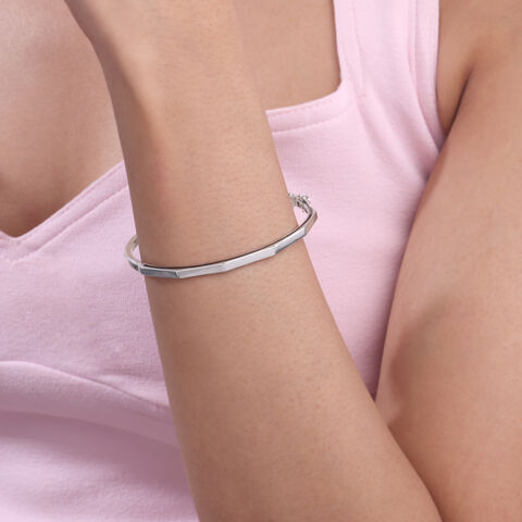 Minimal Gleam Silver Bangle