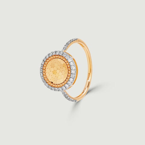 Luminous Textured Diamond Cocktail Ring