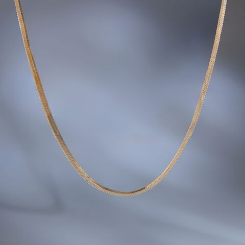 Sleek Flex Gold Chain